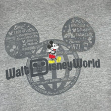 Load image into Gallery viewer, Vintage Disney World Mickey Mouse Crewneck (Medium)
