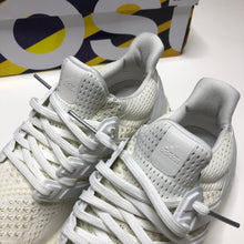 Load image into Gallery viewer, Adidas Ultra Boost 1.0 &quot;Core White&quot; 2015 (7.5)
